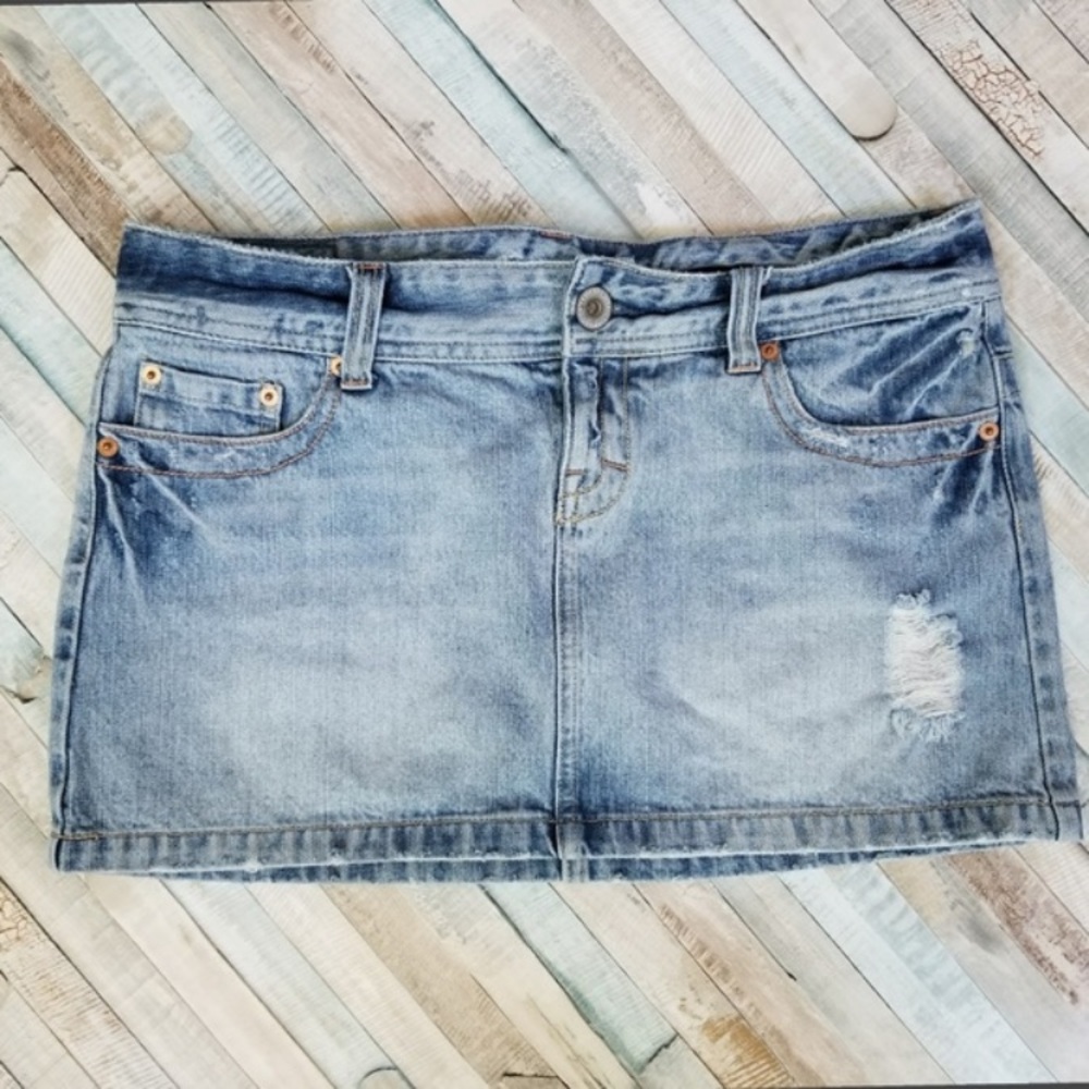 AEO Distressed Jean Skirt
